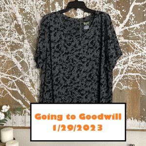 Tek Gear Essential Women’s Short Sleeve Tee Shirt 2X